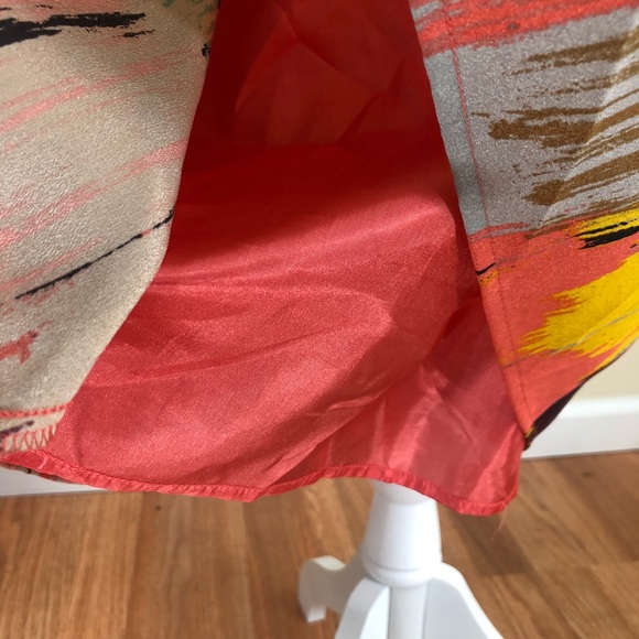 SOLD! 🎉 FOREVER 21 Waterfall Spring Skirt - Picture 3 of 7